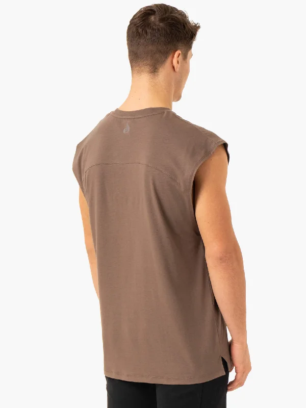 Pursuit Wide Cut Tank - Taupe