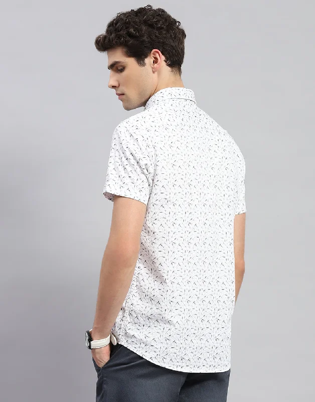 Men Off White Printed Collar Neck Half Sleeve Shirt