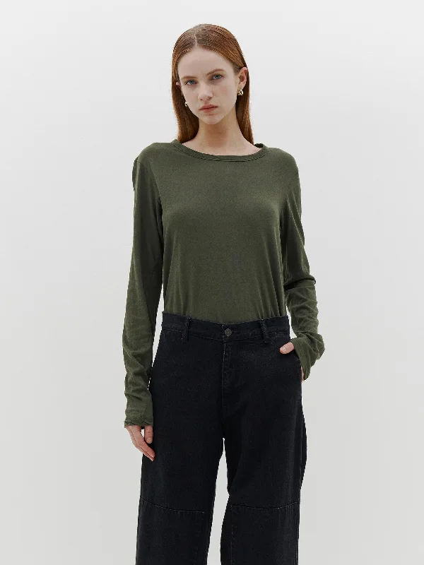 regular scoop hem long sleeve t.shirt