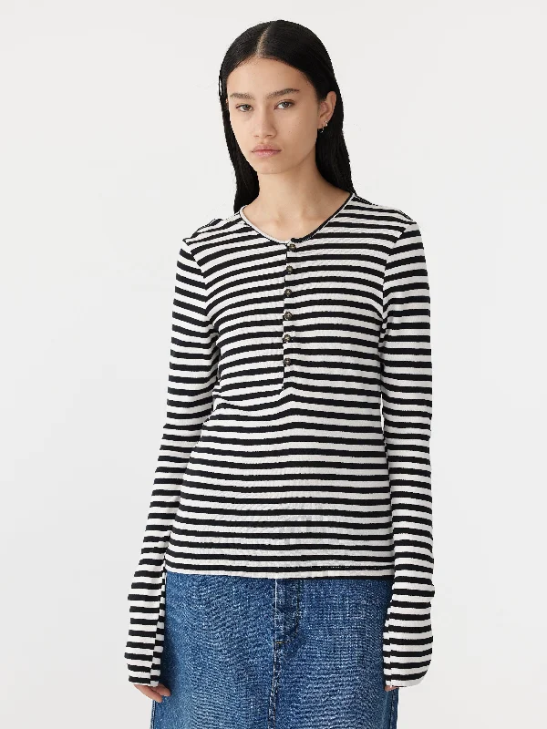 stripe rib placket long sleeve t.shirt